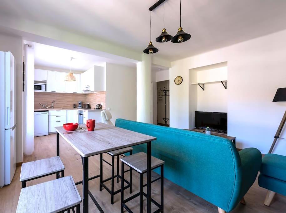 Ferienwohnung L'Azur 15'Plage 10'Port 5'Train Clim Wifi Pkg Toulon Exterior foto
