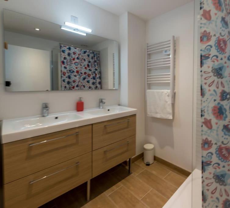 Ferienwohnung L'Azur 15'Plage 10'Port 5'Train Clim Wifi Pkg Toulon Exterior foto